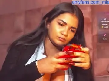 Chaturbate Free Porn Cam of miasandoval_22