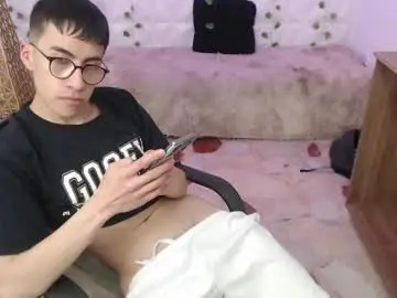 Chaturbate Best live sex cam show of andy_norton