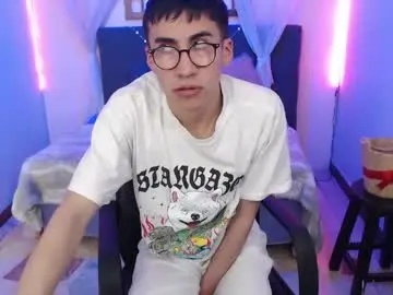 Chaturbate Best live sex cam show of andy_norton