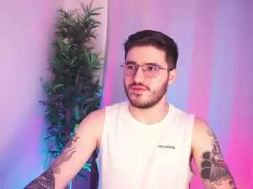 Chaturbate Nude Webcam of t0ny_wylie
