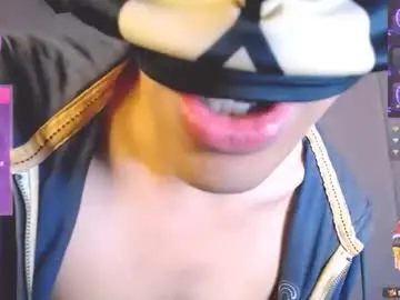 Chaturbate Live Sex Cam of yuniorb