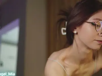 Chaturbate Watch Live Sex Cams of angels_kiss