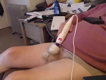 Chaturbate Nude Webcam of henryjxxx