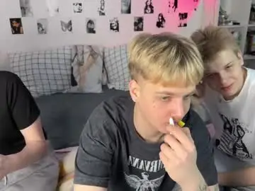 Chaturbate Live Sex Cam of olivertasty