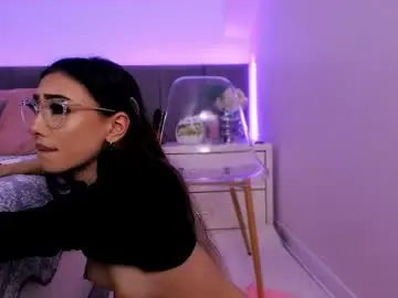 Chaturbate Adult Video Chat of shy_eveline