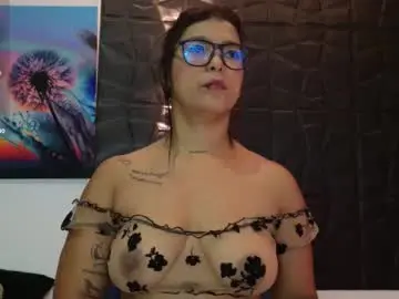 Chaturbate Free Live Porn of graceymilf999