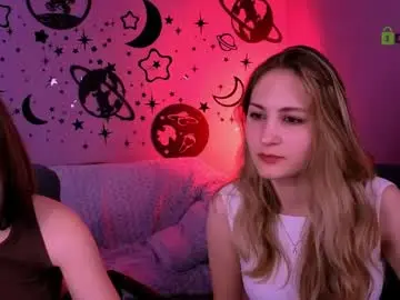 Chaturbate Live Sex Cam of so_hot_rosalie