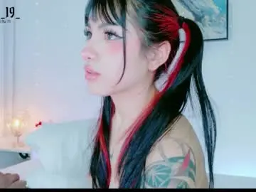 Chaturbate Best live sex cam show of cuteezoe