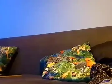 Chaturbate Live Sex Cam of master_leoo