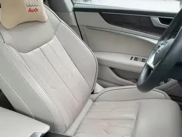 Chaturbate Live Sex Cam of patry333