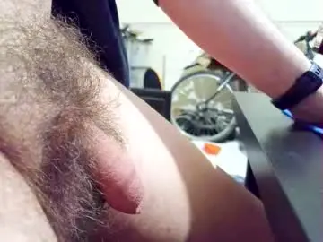 Chaturbate Private Sex Chat of smallhairyuncut