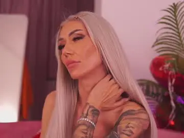 Chaturbate Live Sex Cam of therealfallingangel