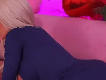 Chaturbate Live Sex Cam of therealfallingangel