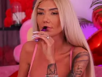 Chaturbate Nude Webcam of therealfallingangel