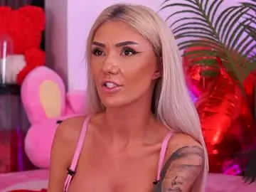 Chaturbate Private Sex Chat of therealfallingangel