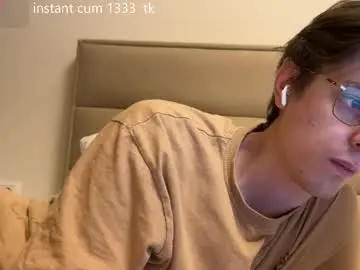 Chaturbate Adult Video Chat of yourhotchristian