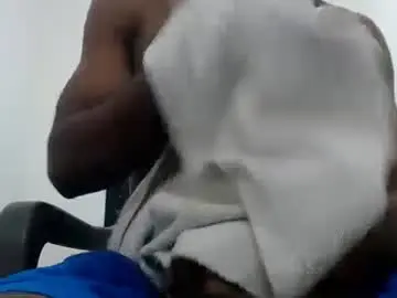 Chaturbate Live Sex Cam of blackhorseet