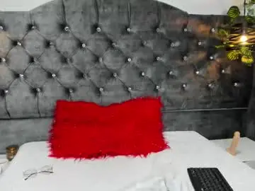 Chaturbate Live Sex Cam of blushhabex2