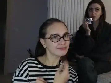 Chaturbate Free Porn Cam of evi_woow