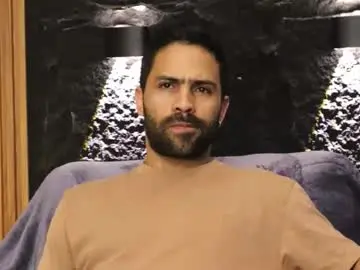 Chaturbate Private Sex Chat of leo_diaz01