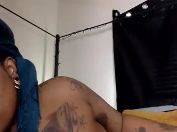 Chaturbate Live Sex Cam of mistressmystii