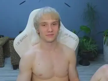 Chaturbate Nude Webcam of pupsenish