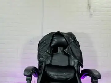 Chaturbate Free Live Porn of sara_love_1