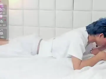 Chaturbate Live Sex Cam of angel_yuhog