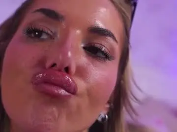 Chaturbate Best Webcam of clarahazell