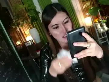 Chaturbate Free Live Porn of queen_kendalx19