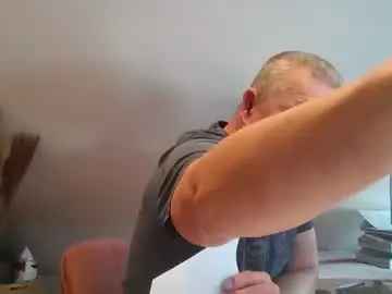 Chaturbate Free Porn Cam of grau197077