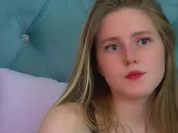 Chaturbate Live Sex Cam of lexireadway