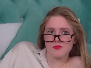 Chaturbate Sex Cam of lexireadway
