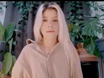 Chaturbate Best live sex cam show of luckysapphire777