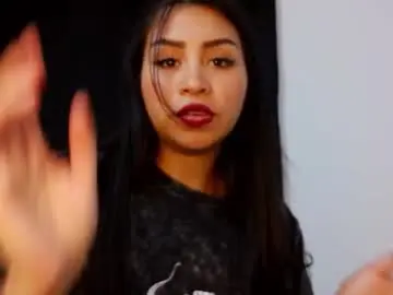 Chaturbate Live Sex Cam of storm_doll