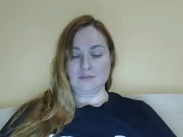 Chaturbate Live Sex Cam of zara_red