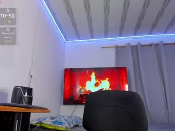 Chaturbate Best live sex cam show of benji_andrew
