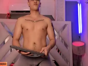 Chaturbate Watch Live Sex Cams of dominic_connor