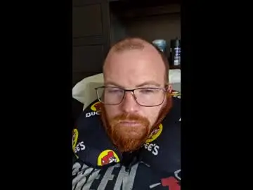 Chaturbate Live Sex Cam of gingerginger111