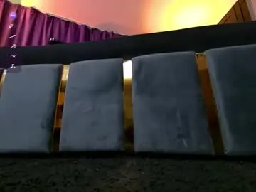 Chaturbate Free Porn Cam of hotdesy_