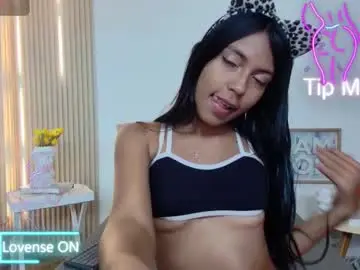 Chaturbate Nude Webcam of pocahontaxxx1