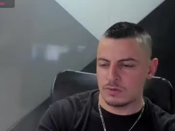 Chaturbate Free Porn Cam of scotty_music