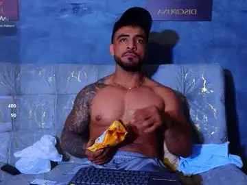Chaturbate Free Live Porn of eric_harrison1