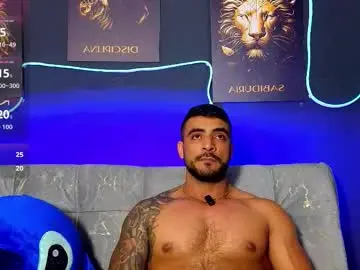 Chaturbate Live Sex Cam of eric_harrison1