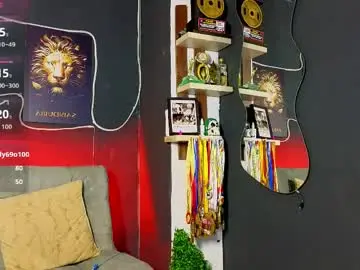 Chaturbate Free Live Porn of eric_harrison1