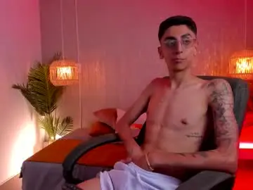 Chaturbate Adult Video Chat of gio_carangi