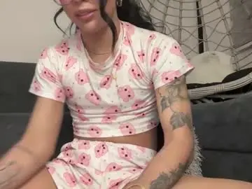 Chaturbate Watch Live Sex Cams of samanthabernardo_