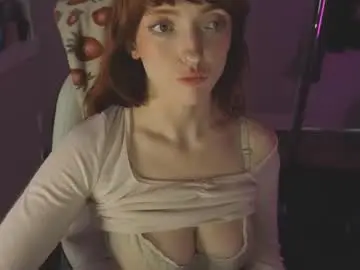 Chaturbate Live Sex Cam of foxyredddd