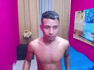 Chaturbate Live Porn of hugecock_black