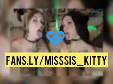 Chaturbate Free Porn Cam of masterr_and_kittyy